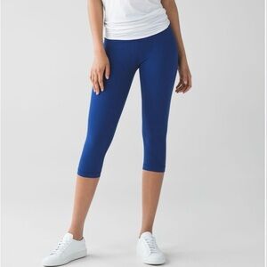 Lululemon Align Crop, Rugged Blue, Size 6